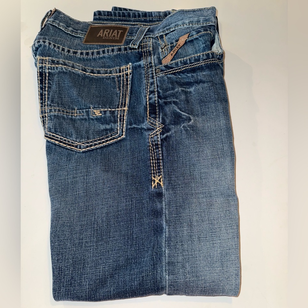 Ariat Straight Fit Men’s Denim Jeans